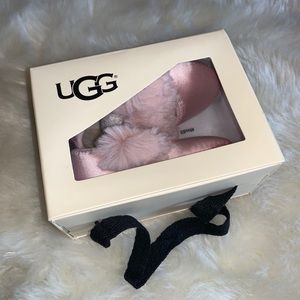 NWT Ugg Fluff Ballet Flat